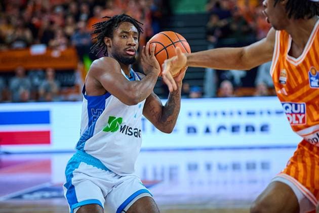 Isaiah Swope (Frankfurt Skyliners, 01) GER, ratiopharm ulm vs. Skyliners Frankfurt, Basketball, 6. Spieltag, EasyCredit Bundesliga, Spielzeit 2025 2026, 01.11.2025 GER, ratiopharm ulm vs. Skyliners Frankfurt, Basketball, 6. Spieltag, EasyCredit Bundesliga, Spielzeit 2025 2026, 01.11.2025 Neu-Ulm Copyright: xEibner-Pressefoto GeraldxOelze-dx EP_ODS