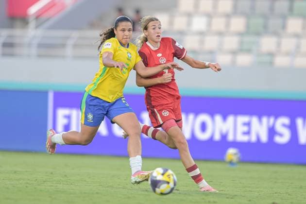 Brazil v Canada: Group A - FIFA U-17 Women s World Cup Morocco 2025 Andreyna, a defender for Brazil U-17, contrasts with Kekic, a forward for Canada U-17, during the FIFA U-17 Women s World Cup Morocco 2025 quarter-final match between Brazil and Canada in Rabat, Morocco, on November 1, 2025, at the Olympic Stadium. Rabat Morocco  Copyright: xAndreaxxAmatox originalFilename:amato-notitle251101_npWY6.jpg