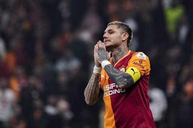 Galatasaray v Trabzonspor - Turkish Super Lig ISTANBUL, TURKIYE - NOVEMBER 1: Mauro Icardi of Galatasaray reacts during the Turkish Super Lig week 11 football match between Galatasaray and Trabzonspor at RAMS Park Stadium in Istanbul, Turkiye on November 1, 2025. Arife Karakum Anadolu Istanbul Turkey. Editorial use only. Please get in touch for any other usage.  Copyright: x2025xAnadoluxArifexKarakumx