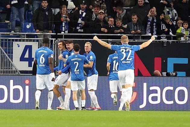 01.11.2025, xrekx, Fussball 2.Bundesliga, SV Darmstadt 98 - Arminia Bielefeld v.l. Torjubel nach dem Tor zum celebrating the goal celebrate 1:0 durch Fraser Hornby (SV Darmstadt 98) (DFL DFB REGULATIONS PROHIBIT ANY USE OF PHOTOGRAPHS as IMAGE SEQUENCES and or QUASI-VIDEO) Darmstadt