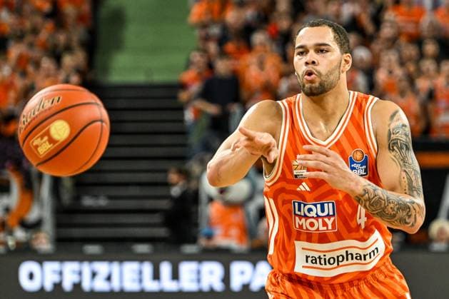 GER, BBL, ratiopharm Ulm vs Skyliners Frankfurt 01.11.2025, ratiopharm arena, Neu-Ulm, GER, BBL, ratiopharm Ulm vs Skyliners Frankfurt, im Bild Christopher Ledlum (Ulm, 4)