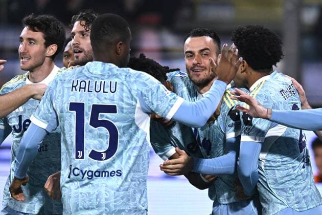 Db Cremona 01 11 2025 - campionato di calcio serie A Cremonese-Juventus foto Daniele Buffa Image nella foto: esultanza gol Filip Kostic 