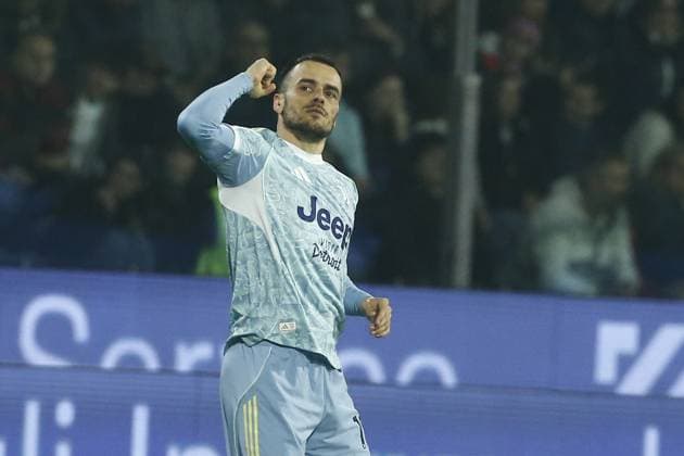 Juventus Filip KostiÄ‡ Esultanza Goal 0-1 during the Serie A soccer match between Cremonese and Juventus at the Giovanni Zini in Cremona, north west Italy - Sabato, 01 Novembre 2025. - Soccer .  Copyright: xAlbertoxMariani LaPressex