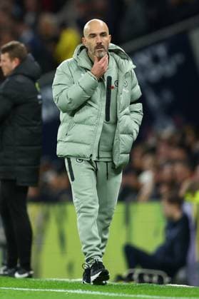 London, England, 1st November 2025. Enzo Maresca, Manager of Chelsea during the Tottenham Hotspur vs Chelsea Premier League match at the Tottenham Hotspur Stadium, London. Picture credit should read: Paul Terry Sportimage EDITORIAL USE ONLY. No use with unauthorised audio, video, data, fixture lists, club league logos or live services. Online in-match use limited to 120 images, no video emulation. No use in betting, games or single club league player publications. SPI_054_PT_Tottenham_Chelsea SPI-4252-0054