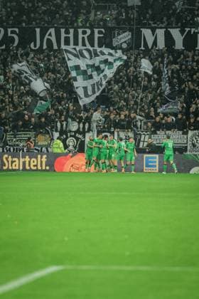 Deutschland: Fußball Bundesliga 2025 26, 10. Spieltag FC St. Pauli vs. Borussia Moenchengladbach Millerntor-Stadion (Hamburg): Tor Borussia Mönchengladbach Copyright: xStefanxTrochax