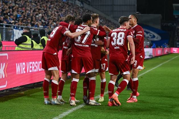 01.11.2025, Fussball, 2. Bundesliga, 11. Spieltag Saison 2025 2026, SV Darmstadt 98 - DSC Arminia Bielefeld, Maximilian Grosser (DSC Arminia Bielefeld) freut sich über das Tor zum 2:2, xRHR-FOTO TKx
