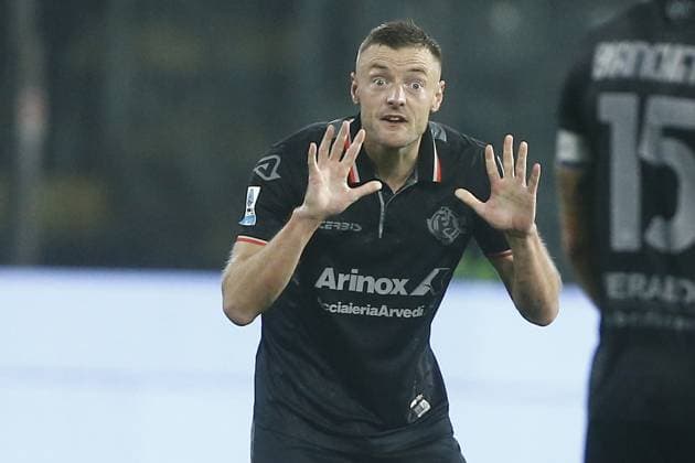 Cremonese Jamie Vardy esultanza goal 1-2 during the Serie A soccer match between Cremonese and Juventus at the Giovanni Zini in Cremona, north west Italy - Sabato, 01 Novembre 2025. - Soccer .  Copyright: xAlbertoxMariani LaPressex