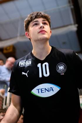 Erlangen: Handball - Laenderspiel U20 - Deutschland - Ungarn Rasmus Ankermann (Deutschland) Erlangen Karl-Heinz Hirsemann Halle Bayern Deutschland
