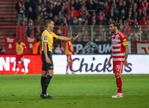 Fußball, Herren, Saison 2025 2026, 1. Bundesliga (9. Spieltag), 1. FC Union Berlin - SC Freiburg, v. l. , 01.11.2025, Copyright: xMatthiasxKochx