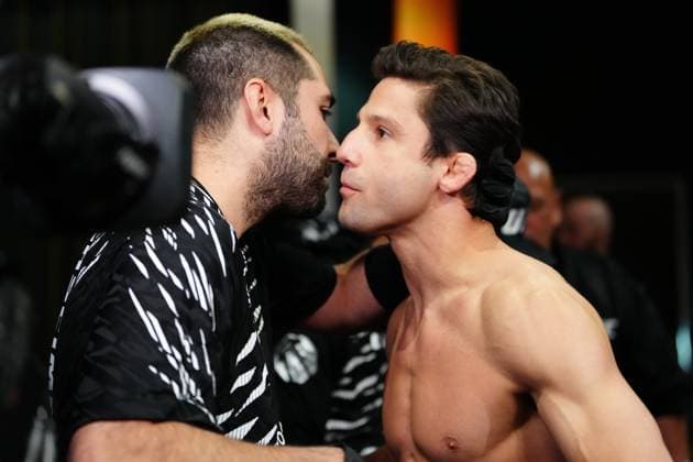 November 1, 2025, Las Vegas, Nv, Las Vegas, Nv, United States: Coach Diego Lima gives some instruction to Allan Nascimento before the fights against Cody Durden in a 3-round bout at UFC Apex for UFC Fight Night - Garcia vs Onama on November 1, 2025 in Las Vegas, NV, United States. ( PxImages) Las Vegas, Nv United States - ZUMAp175 20251101_zsa_p175_004 Copyright: xLouisxGrassex