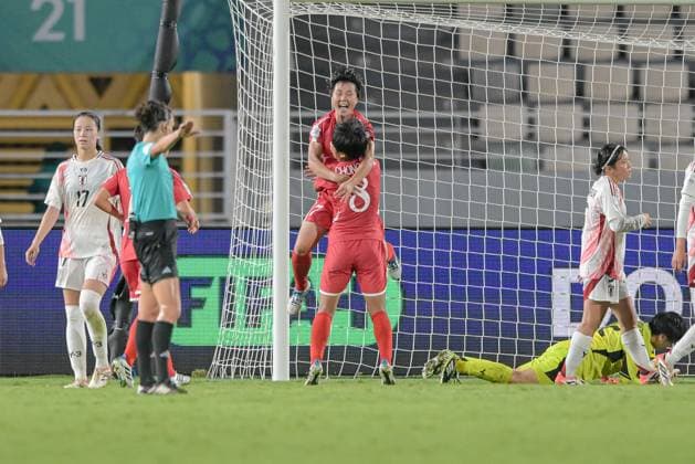 Korea DPR U17, U 17 v Japan U17 - FIFA U17 Women s World Cup Morocco 2025: Quarter-Final A player from Korea DPR celebrates the 5-1 goal during the FIFA U17 Women s World Cup Morocco 2025 quarter-final match between Korea DPR and Japan in Rabat, Morocco, on November 1, 2025, at the Olympic Stadium. Rabat Morocco  Copyright: xAndreaxxAmatox originalFilename:amato-notitle251101_npb4U.jpg