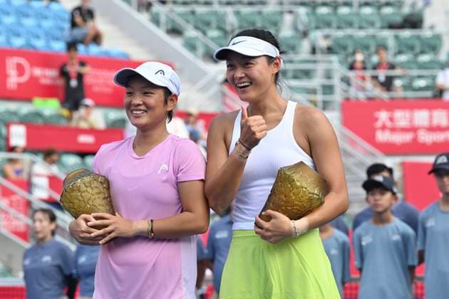 Xinyu Jiang And Yafan Wang Get the Champion In WTA250 Chinese tennis player Xinyu Jiang and Yafan Wang get the champion at the Hong Kong Tennis Open on November 2, 2025 in Hong Kong. (Photo by Kobe Li Nexpher Images) Hong Kong
