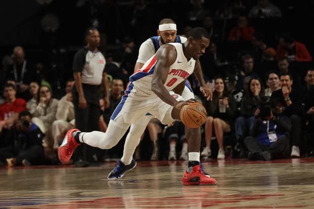 Dallas Mavericks v Detroit Pistons Jalen Duren 0 of Detroit Pistons drives the ball during the Match against Dallas Mavericks at Mexico City Arena. Detroit Pistons beats Dallas Mavericks 122-110. on November 1, 2025 in Mexico City, Mexico. (Photo by Ian Robles Eyepix Group) Copyright: xIanxRobles xEyepixxGroupx 016A2112jpeg