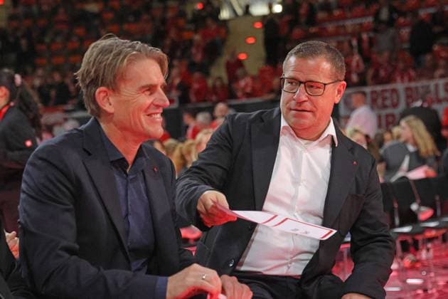 Sportdirektor Christoph Freund und Sportvorstand Max Eberl, Fussball Jahreshauptversammlung 2025 des FC Bayern München eV 02.11.2025 BMW-Park FOTO: Mladen Lackovic LakoPress
