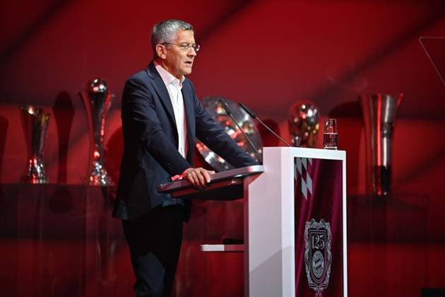Rede Herbert HAINER (Praesident Bayern Muenchen). Jahreshauptversammlung 2025 des FC Bayern Muenchen e.V. am 02.11.2025, Rudi Sedlmayer Halle. Â