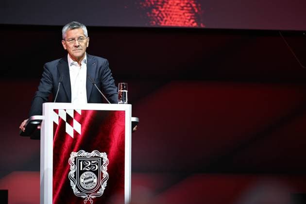 Jahreshauptversammlung des FC Bayern München - Bayer 04 Leverkusen am 02.11.2025 im BMW Park in Muenchen Herbert Hainer ( Präsident München )