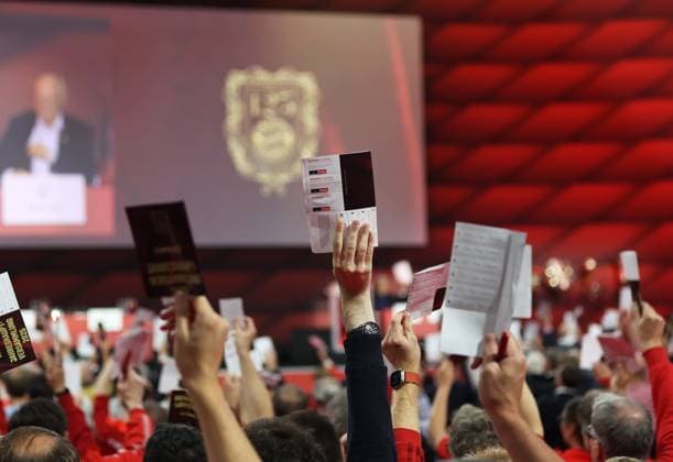 FC Bayern München, Jahreshauptversammlung, BMW Park Abstimmung mit Stimmkarte der Mitglieder, Wahlen, Wahl