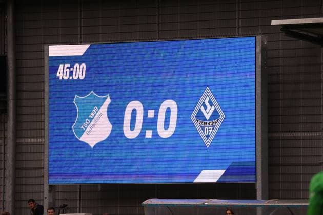 Deutschland: 3. Liga 2025 26, 13. Spieltag - TSG Hoffenheim II vs SV Waldhof Mannheim, Dietmar-Hopp-Stadion (Sinsheim): Spielstand zur Pause 0:0 Sinsheim Dietmar-Hopp-Stadion Baden-Württemberg Deutschland Copyright: xBenedictxChristx