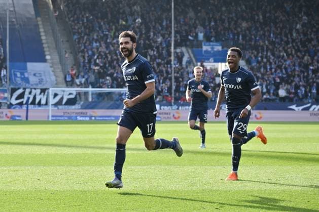 Jubel 2:0 Gerrit Holtmann (VfL Bochum), Farid Alfa-Ruprecht (VfL Bochum), v.li. 02.11.2025, Fussball 2. Bundesliga, Saison 2025 2026, 11. Spieltag, VfL Bochum - 1. FC Magdeburg DFL regulations prohibit any use of photographs as image sequences and or quasi-video Bochum Vonovia Ruhrstadion Nordrhein Westfalen Deutschland