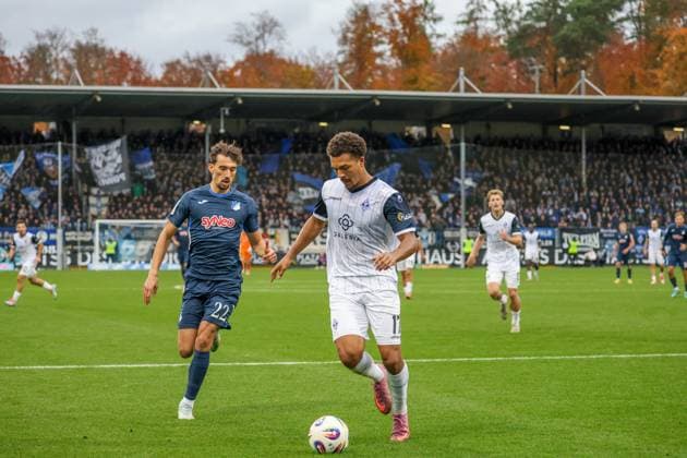 Deutschland: 3. Liga 2025 26, 13. Spieltag - TSG Hoffenheim II vs SV Waldhof Mannheim, Dietmar-Hopp-Stadion (Sinsheim): Samuel Abifade, (SV Waldhof Mannheim, 17) Sinsheim Dietmar-Hopp-Stadion Baden-Württemberg Deutschland Copyright: xBenedictxChristx