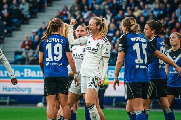 Google Pixel Frauen-Bundesliga: Hamburger SV vs. Eintracht Frankfurt, 02.11.2025 TOR, JUBEL: 1:0 Frankfurt Amanda Ilestedt (Eintracht Frankfurt, 13) trifft per Kopf; Fußball, Google Pixel Frauen-Bundesliga, 8. Spieltag: Hamburger SV vs. Eintracht Frankfurt am 02.11.2025 im Volksparkstadion, Hamburg DFB DFL REGULATIONS PROHIBIT ANY USE OF PHOTOGRAPHS AS IMAGE SEQUENCES AND OR QUASI-VIDEO. Copyright: xBEAUTIFULxSPORTS Tonhäuserx