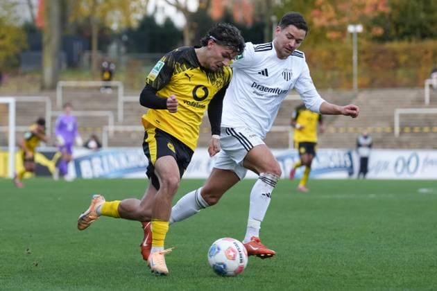 Sonntag, 02.11.2025 Saison 2025 2026 14. Spieltag Regionalliga West im Stadion Rote Erde, Dortmund, Germany. BV Borussia Dortmund U23 - 1. FC Bocholt. Babis Charalampos Drakas (BVB)