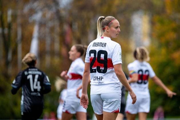 Meike Meßmer (VfB Stuttgart, 29), GER, VfB Stuttgart vs VfR SW Warbeyen, Fussball, Frauen, 2. Bundesliga, 9. Spieltag, Saison 2025 2026, 02.11.2025 GER, VfB Stuttgart vs VfR SW Warbeyen, Fussball, Frauen, 2. Bundesliga, 9. Spieltag, Saison 2025 2026, 02.11.2025 Bad Cannstatt Copyright: xEibner-Pressefoto Memmlerx EP_MMR