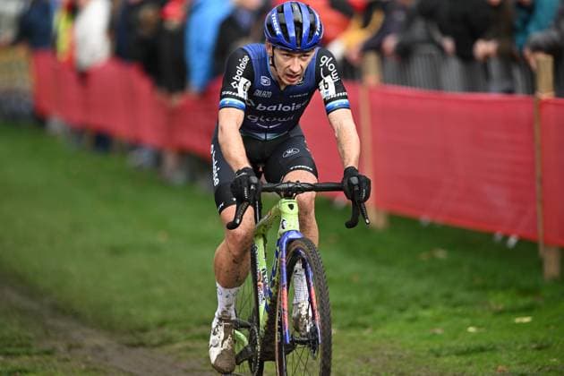 Dutch Lars Van Der Haar pictured in action during the elite men race of the Rapencross cyclocross in Lokeren, the second race (out of 8) of the X2O Badkamers Trophy, Sunday 02 November 2025. DAVIDxPINTENS  x138726676x