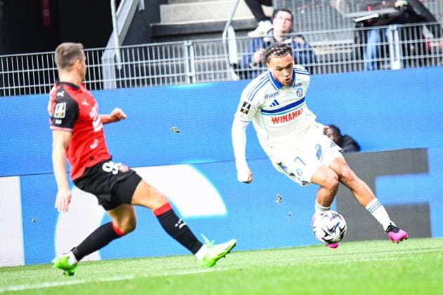 FOOTBALL : Stade Rennais vs RC Strasbourg - Ligue 1 - JournÃ e 11 - 02 11 2025 Diego Moreira (RC Strasbourg) RennesFrance  Copyright: xBaptistexAutissierx