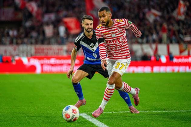 Fußball I Herren I Saison 2025-2026 I Bundesliga I 9. Spieltag I 1. FC Köln - Hamburger SV I 02.11.2025 Fabio Vieira (20, Hamburger SV), Linton Maina (37, 1. FC Köln) Köln Rheinenergiestadion Nordrhein-Westfalen Deutschland Copyright: xLobecax xHenningxRohlfsx