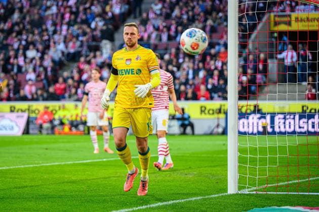 Fußball I Herren I Saison 2025-2026 I Bundesliga I 9. Spieltag I 1. FC Köln - Hamburger SV I 02.11.2025 Marvin Schwäbe (1, 1. FC Köln) Köln Rheinenergiestadion Nordrhein-Westfalen Deutschland Copyright: xLobecax xHenningxRohlfsx