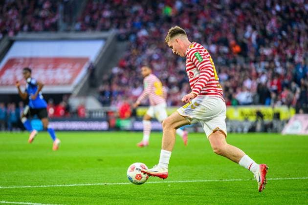 Fußball I Herren I Saison 2025-2026 I Bundesliga I 9. Spieltag I 1. FC Köln - Hamburger SV I 02.11.2025 Isak Bergmann Johannesson (18, 1. FC Köln) Köln Rheinenergiestadion Nordrhein-Westfalen Deutschland Copyright: xLobecax xHenningxRohlfsx