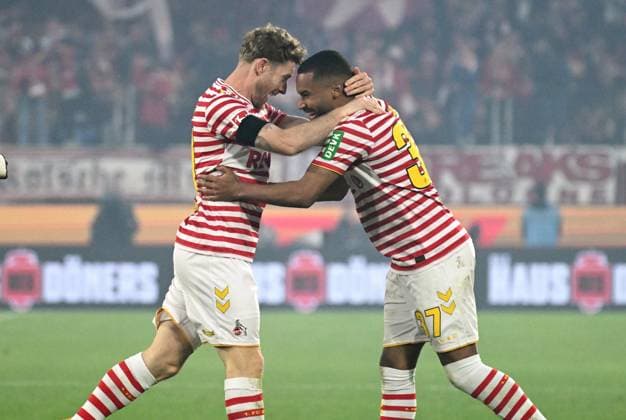 Fussball, Bundesliga, Deutschland, Herren, Saison 2025 2026, 9. Spieltag, Rhein Energie Stadion Köln, 1. FC Köln - Hamburger SV; Jubel Florian Kainz (KOE) nach seinem Tor zum 12:0. Jubel, Freude, Aktion.