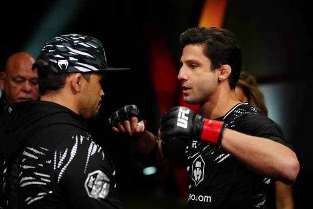 UFC Fight Night - Las Vegas Allan Nascimento and Cody Durden meet in the octagon for a 3-round bout at UFC Apex for UFC Fight Night - Garcia vs Onama on November 1, 2025 in Las Vegas, NV, United States. Photo by Louis Grasse PxImages ABACAPRESS.COM Las Vegas, NV LAS VEGAS, NV United States  Copyright: xPXxImages ABACAx