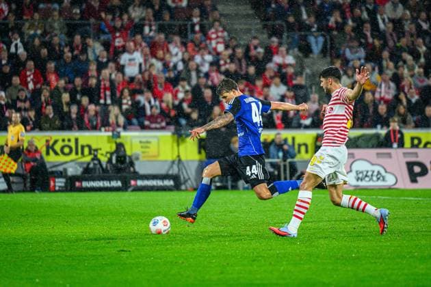 Fußball I Herren I Saison 2025-2026 I Bundesliga I 9. Spieltag I 1. FC Köln - Hamburger SV I 02.11.2025 Luka Vuskovic (44, Hamburger SV) Köln Rheinenergiestadion Nordrhein-Westfalen Deutschland Copyright: xLobecax xHenningxRohlfsx