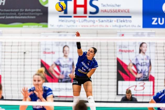02.11.2025, GER, Volleyball, Frauen, 1.BL, Hauptrunde, Saison 25 26, Schwarz-Weiss Erfurt - Allianz MTV Stuttgart Mikala Mogensen (Allianz MTV Stuttgart) 99089 Erfurt Sporthalle Sportanlage Rieths Thüringen Deutschland