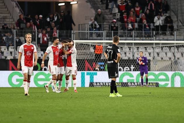 02.11.2025, Fussball, Herren, 3. Liga 13. Spieltag Saison 2025 2026: Rot-Weiss Essen - FC Schweinfurt 05 Frust bei Sebastian Müller (FC Schweinfurt 05, 37) nach Gegentreffer