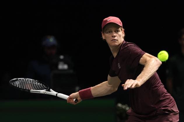 ROLEX PARIS MASTERS TENNIS 2025 Thierry Larret MAXPPP - Nanterre (92) 02 11 2025 Thierry Larret Maxppp. Tennis. Rolex Paris Masters. Paris La Defense, Nanterre (92). Du 25 octobre au 2 novembre 2025. Dimanche 2 novembre 2025. Finale : Felix AUGER-ALIASSIME (CAN) vs Jannik SINNER (ITA) Nanterre (92) PARIS LA DEFENSE ARENA ILE DE FRANCE FRANCE  Copyright: xMAXPPPxThierryxLarretx TLR202511021132 TLR202511021132