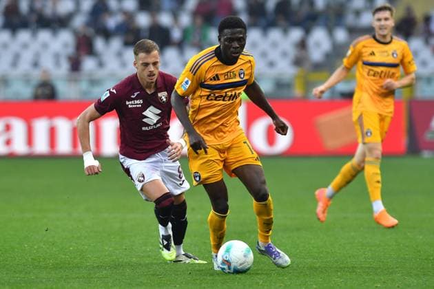 Ebenezer Akinsanmiro (Pisa) during Torino FC vs Pisa SC, Italian soccer Serie A match in Turin, Italy, November 02 2025  Copyright: xGabrielexMasotti IPAxSportx xipa-agency.netx xx IPA_67409005 IPA_Agency_IPA67409005