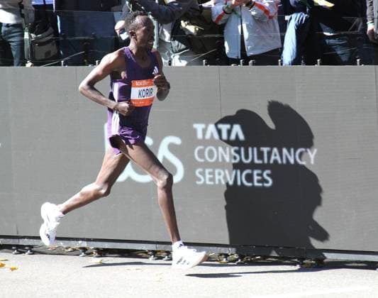 2025 TCS New York City Marathon-Professional Men s Division. (SPO) 2025 TCS New York City Marathon-Professional Men s Division. November 2, 2025, New York, USA: Kenyan Albert Korir came third with 2.08:57 during Professional Men s Division of the 2025 TCS New York City Marathon taking place in New York City on Sunday (2). The TCS New York City Marathon is one of 60 races produced by New York Road Runners each year. As a mission-driven nonprofit, the goal is to build healthier lives and stronger communities through the transformative power of running. It is one of the most inclusive sporting events in the world, uniquely celebrating the race™s first and final finishers run the same course, on the same day. Credit: Niyi Fote Thenews2 (Foto: Niyi Fote Thenews2 imago images) SPO  Copyright: xNiyixFotex