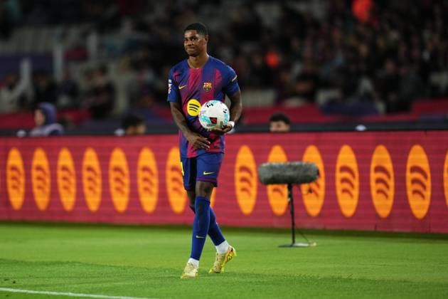 during the La Liga EA Sports match between FC Barcelona, Barca and Elche CF played at Lluis Companys Stadium on November 2, 2025 in Barcelona, Spain. (Photo by Bagu Blanco PRESSIN) Copyright: xBaguxBlancox xPRESSINx