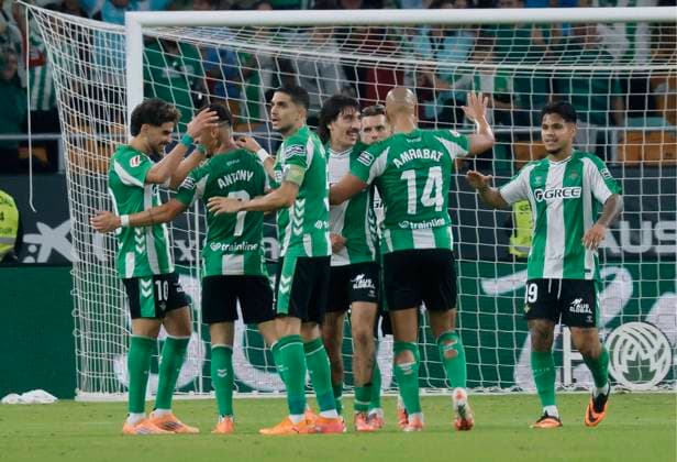 Spanish La Liga EA Sports soccer match Betis vs Mallorca at La Cartuja Stadium in Sevilla, spain. 02 November 2025 SEVILLA 02 11 2025 JORNADA 11 LIGA EA SPORTS 900 Cordon Press  900 CordonxPress LOF - Betis vs Mallorca