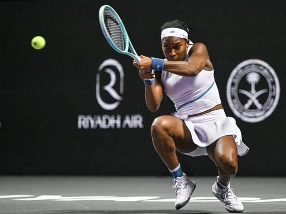 WTA, Tennis Damen Finals 2025 - Day Two RIYADH, SAUDI ARABIA NOVEMBER 2, 2025: Coco Gauff of the United States plays against compatriot Jessica Pegula during their group-stage match on Day 2 of the 2025 WTA Finals at King Saud University Indoor Arena in Riyadh, Saudi Arabia, on November 2, 2025. Riyadh Saudi Arabia  Copyright: xSTRx originalFilename:str-wtafinal251102_npjpz.jpg