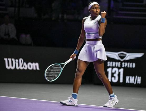 WTA, Tennis Damen Finals 2025 - Day Two RIYADH, SAUDI ARABIA NOVEMBER 2, 2025: Coco Gauff of the United States plays against compatriot Jessica Pegula during their group-stage match on Day 2 of the 2025 WTA Finals at King Saud University Indoor Arena in Riyadh, Saudi Arabia, on November 2, 2025. Riyadh Saudi Arabia  Copyright: xSTRx originalFilename:str-wtafinal251102_npZQh.jpg