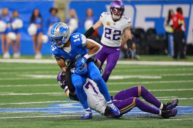 Minnesota Vikings vs Detroit Lions DETROIT,MICHIGAN-NOVEMBER 2: Detroit Lions wide receiver Amon-Ra St. Brown 14 is tackled by Minnesota Vikings cornerback Byron Murphy Jr. 7 during the first half of an NFL, American Football Herren, USA football game between the Minnesota Vikings and the Detroit Lions in Detroit, Michigan USA, on Sunday, November 2, 2025 Detroit Michigan United States  Copyright: xJorgexLemusx originalFilename:lemus-minnesot251102_nposy.jpg
