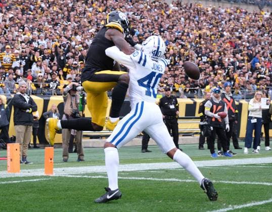 Nov 2, 2025: DK Metcalf 4 during the 2025 Steelers vs Colts game in Pittsburgh, PA. CSM Pittsburgh USA - ZUMAcp5_ 20251102_faf_cp5_274 Copyright: xJasonxPohuskix