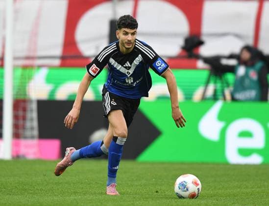 02.11.2025, xophax, Fussball 1.Bundesliga, 1.FC Koeln - Hamburger SV Daniel Elfadli ( Hamburger SV ) (DFL DFB REGULATIONS PROHIBIT ANY USE OF PHOTOGRAPHS as IMAGE SEQUENCES and or QUASI-VIDEO) Koeln