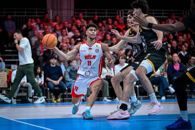 Barmer 2. Basketball Bundesliga ProA: Rheinstars Köln vs. Bozic Estriche Knights Kirchheim, 02.11.2025 Timothy Nehemiah Davis (RheinStarsKöln 11), Barmer 2. Basketball Bundesliga ProA: Rheinstars Köln vs. Bozic Estriche Knights Kirchheim am 02.11.2025 in der Motorworld Köln in Koeln (Nordrhein-Westfalen) Copyright: xBEAUTIFULxSPORTS Mueller-Laschetx