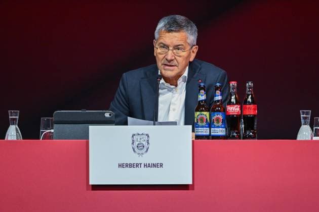 Jahreshauptversammlung des FC Bayern München - Bayer 04 Leverkusen am 02.11.2025 im BMW Park in Muenchen Herbert Hainer ( Präsident München )