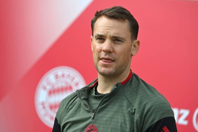 Manuel NEUER (Torwart Bayern Muenchen), Einzelbild,angeschnittenes Einzelmotiv,Portrait,Portraet. Abschlusstraining am 03.11.2025 Fussball Champions League,Saison 2025 26 Paris Saint Germain- FC Bayern Muenchen